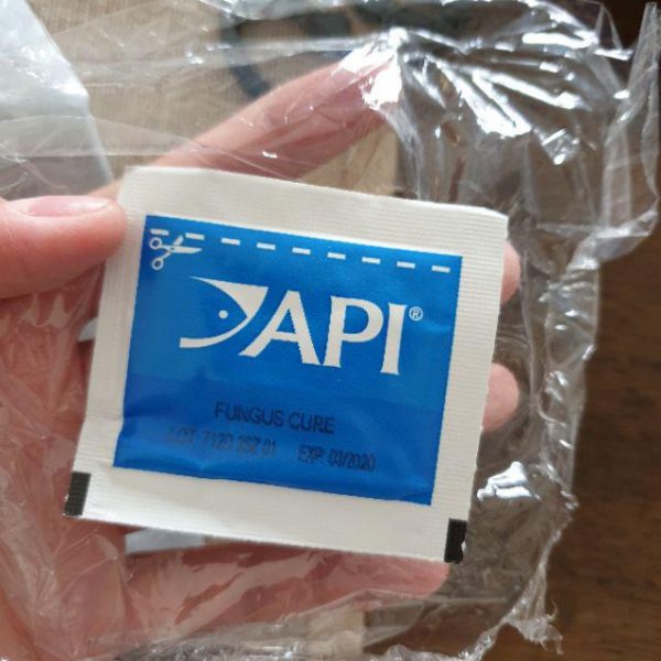 API Fungus Cure Fish Medicine ( 1 Powder Packet ) - Image 2